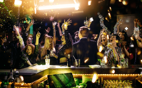 4 motive pentru care merită să organizezi balul facultății într-un club de renume precum Euphoria Music Hall