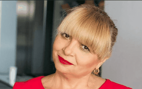 Nuami Dinescu și-a petrecut concediul de vară la fizioterapie din cauza unor probleme la genunchi: "La 30 de ani nu te gândești că, dacă cazi într-un spectacol, nu prea e bine" / EXCLUSIV