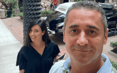 Gabriel Fătu și iubita lui, Alina, s-au căsătorit în secret. Doar nașii lor au fost invitați la cununia civilă: „Nu a știut nici mama. Am vrut să fim foarte discreți”