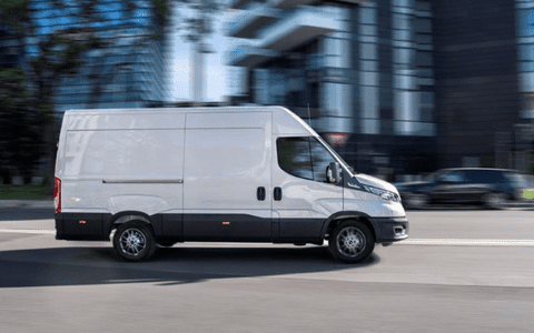 Iveco Daily: Autoutilitarele versatile pentru afacerea ta!