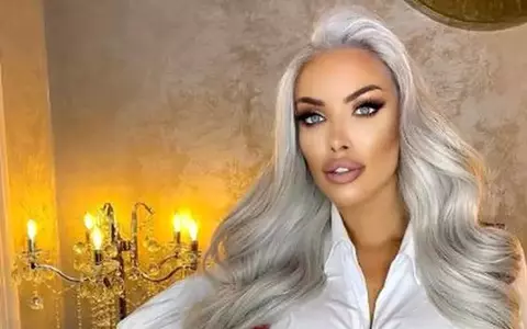 Loredana Chivu, prima reacție după ce executorii judecătorești i-au spart ușa casei cu bormașina, la cererea iubitului ei: "Mă urmărește de un an, tot timpul trebuie să am la mine un spray paralizant, nu pot să mai stau liniștită în casa mea" 