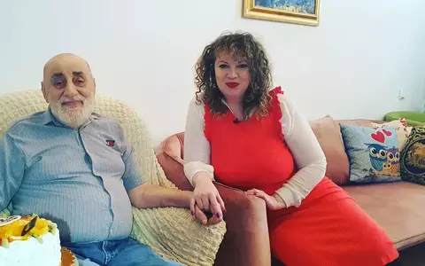 Cum arată apartamentul în care locuiesc Oana și Viorel Lis: „Dacă mă îmbogățeam, nu stăteam în cămăruța asta”. Mai multe obiecte din casă au fost scoase la vânzare