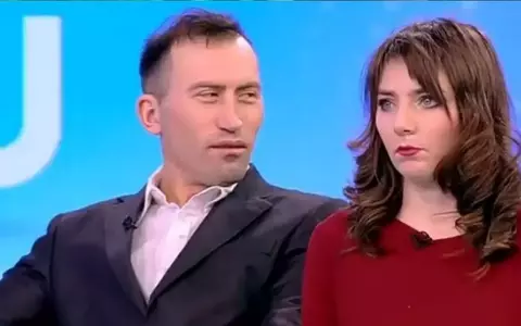 Vulpița și Viorel Stegaru au divorțat. Unde locuiește Veronica după ce a revenit în România