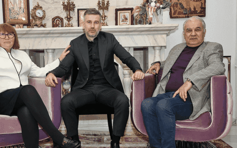 Părinții lui Edi Iordănescu, poveste de dragoste ca-n filme. Cine este mama antrenorului Naționalei și cum l-a cunoscut pe Anghel Iordănescu: "Valeria îi spunea că nu e chiar așa faimos și celebru dacă ea nu a auzit de el"