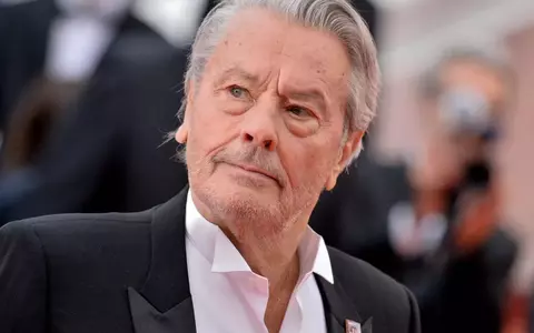 A murit Alain Delon. Actorul francez de 88 de ani a jucat în aproape 100 de filme și a fost un simbol al cinematografiei mondiale