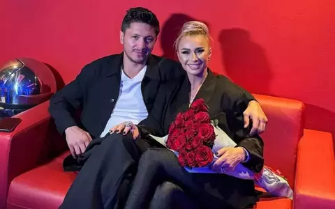 Anamaria Prodan și iubitul ei, Ronald Gavril, au apărut pe coperta celei mai importante reviste de box din Mexic. Ce spune impresara: ”Patru pagini ne-au fost dedicate...”/ EXCLUSIV