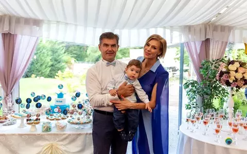 Ce mare a crescut fiul Roxanei Ciuhulescu și al lui Silviu Bulugioiu! Imagini adorabile cu Cezar la 6 ani, în costum cu papion
