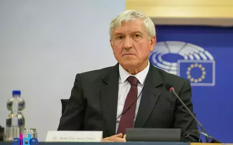 mircea-diaconu-8