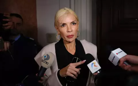 Laura Vicol, scoasă din arest și transportată la spital. Ce control a solicitat avocata, deși nu s-a simțit rău