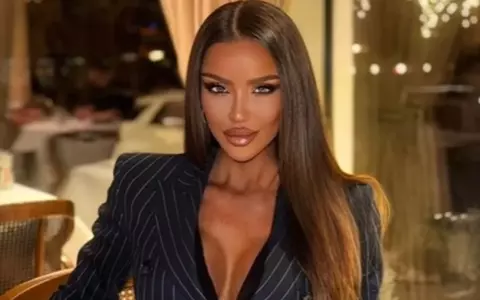 Bianca Drăgușanu și prietena ei, hărțuite de un bărbat care a făcut o obsesie pentru ele: „Mădălina s-a dus și la Poliție, dar nu s-a rezolvat nimic. Mă caută peste tot”