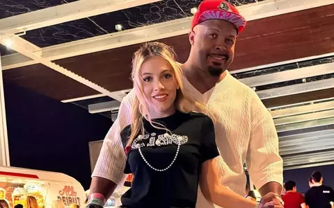 Cabral și Andreea Ibacka încă dorm separat, la trei ani de la nașterea fiului lor: „Nu îmi place în brațe, nu împărțim plăpumioară, fiecare pe așternutul lui”