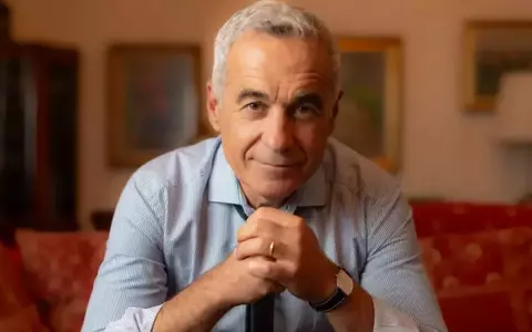 Recorder: Călin Georgescu a colaborat cu Fundația Soros și a luat bani de la USAID, organizații pe care le demonizează în prezent
