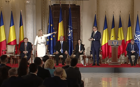 Elena Lasconi, acuzată de Victor Ponta că folosește copiii ca armă electorală: „Poate vreți să adoptați un copil. Nu suport ideea că folosiți copiii în politică” / „Tupeul dumneavoastră este fără limite!”