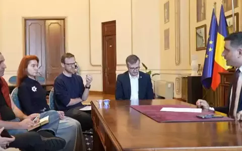 Cum justifică George Simion filmarea cu jurnaliștii Digi 24: „Camerele nu erau ascunse, erau puse pe trepied. Ei au vrut circ și regie” / De ce nu a venit la dezbatere și ce îi reproșează lui Florin Negruțiu