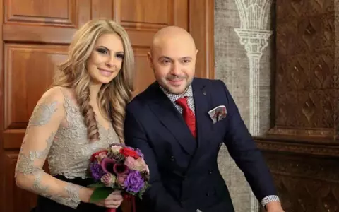Ce își reproșează Mihai Mitoșeru legat de mariajul cu Noemi, fosta lui soție. Prezentatorul s-a luptat cu depresia după divorț: „Din păcate, în momentul în care ești fericit, nu-ți dai seama. Tot timpul îți dai seama după ce nu mai e"