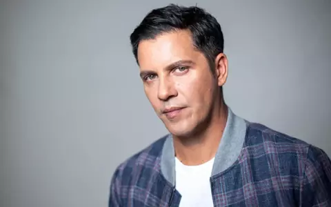 Cine este Lucian Viziru. Artist, actor și producător de film, a locuit timp de 7 ani în Germania, e căsătorit, are un fiu și a fost suspect de infarct