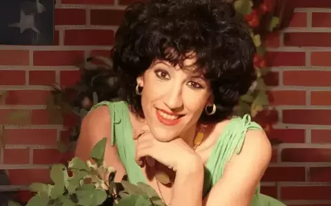 Mariana Dănescu, alias Lili Jurcă din La Bloc, a câștigat două procese cu Teatrul Metropolis, după ce a spus că e hărţuită şi abuzată la locul de muncă: "Nu mai sunt lăsată să urc pe scenă"