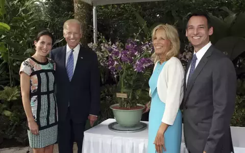 Ashley, fiica cea mare a lui Joe Biden, divorțează după 13 ani de căsnicie. A postat un mesaj cu subînțeles în ziua depunerii actelor, dar l-a șters ulterior: „O nouă viață, un nou început”