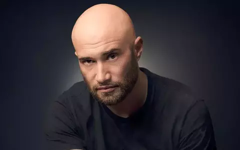 Mihai Bendeac recunoaște că l-ar fi „încurcat” copiii: „Eu nu știu să fiu fericit în afara profesiei, aici e problema. Îmi vine să mă dau cu capul de pereți”. Ce vrea să schimbe radical în viața personală