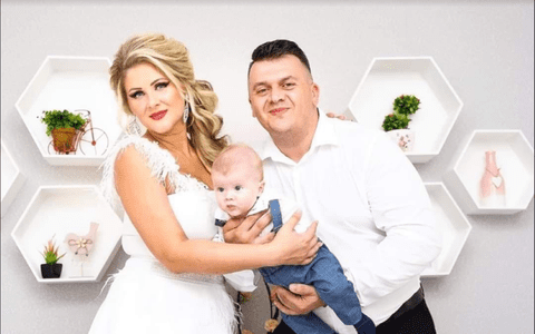 Povestea cutremurătoare a Sabinei Leonte. Cântăreața a rămas însărcinată cu al treilea copil când avea cancer: "Doamna doctor mi-a propus să îmi scoată colul uterin ca să scap" / Ce miracol s-a întâmplat peste 9 luni
