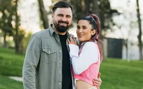 ADDA și Cătălin Rizea susțin că nu sunt romantici, dar își spun "te iubesc" în fiecare zi: "Am plecat de la zero. Fără bani, susținere și cu visuri mari. Și am reușit împreună!" / EXCLUSIV
