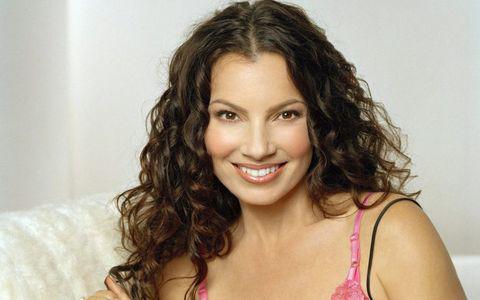V O Mai Amintiți Pe Dădaca Fran Drescher Arată Incredibil La 61 De Ani și Are O Poveste De Viață Impresionantă