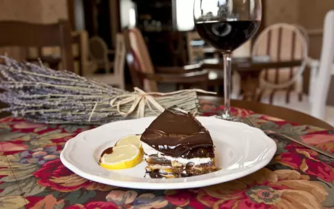 Hot Spot: Viata in roz 