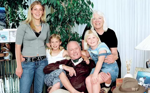 LEGENDE: Larry Hagman, omul care a inghetat planeta