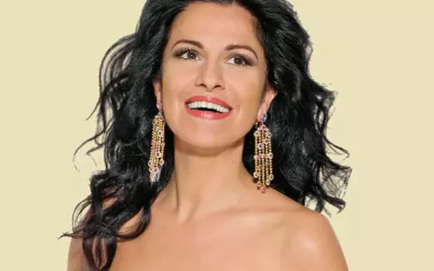 Andrea Bocelli şi Angela Gheorghiu, în topul celor mai buni cântareţi de operă ai tuturor timpurilor! 