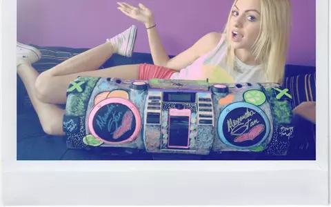 De ziua ei, Alexandra Stan face un super cadou fanilor!
