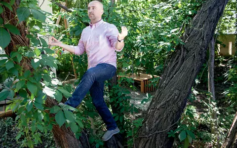 Mihai Dobrovolschi: “Femeile superbe mă fac să-mi tremure bărbia”