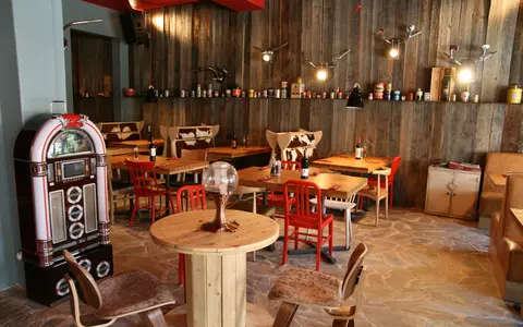 Red Angus Steakhouse redeschide restaurantul din Centrul Istoric