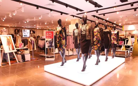 M&S a lansat cel mai mare magazin din România   