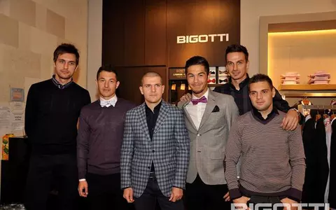 Vedetele Stelei fac shopping pentru sărbători   