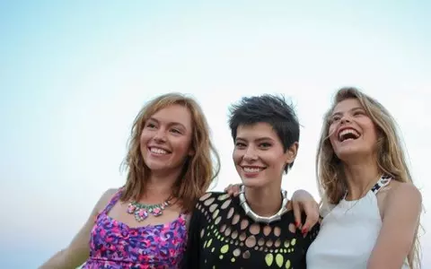 SELFIE, o comedie pentru noua generație. Ȋn cinematografe din 9 mai - VIDEO