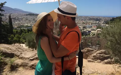 Criss şi Vlad – Superstare de vacanţă în Grecia - VIDEO 