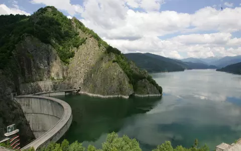 Trasee montane în locuri cu Fainoşag