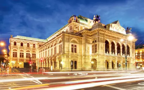 Ringstrasse: O poveste de 150 de ani 