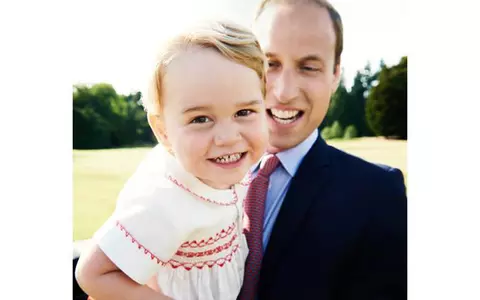 Sărbătoare în Regat. Prinţul George împlineşte 2 ani