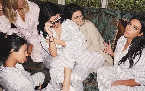 Kim Kardashian a organizat o petrecere în pijama