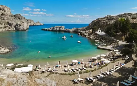 (P) Cele mai frumoase plaje ale insulei Rhodos