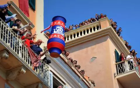 (P) Cele mai interesante tradiții de Paște, pe insula Corfu