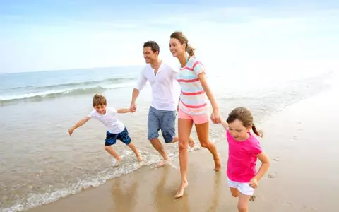 (P) Cluburile de vacanţă – destinaţiile preferate ale familiilor din România