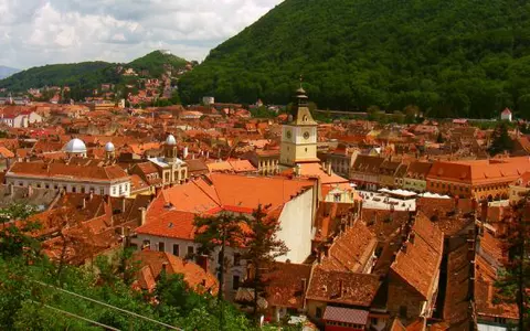 (P) Braşovul medieval şi construcţiile sale emblematice