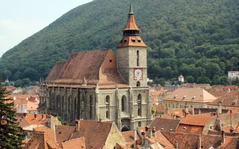 (P) Brașov, orașul de care te îndrăgostești la prima vedere