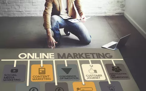 (P) Învață urmând aceste cursuri de marketing online practice la sediu în București