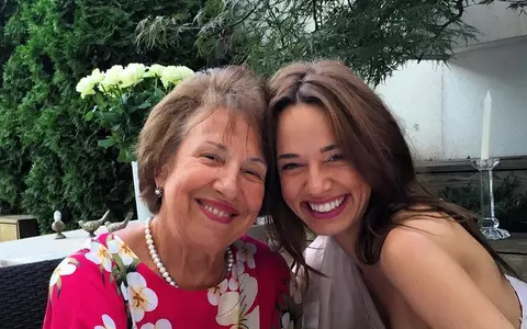 Andreea Raicu îşi sărbătoreşte astăzi mama