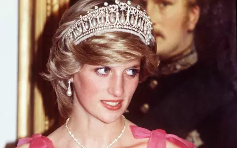 Top 8 momente memorabile în care Prinţesa Diana a purtat celebra tiară Lover's Knot