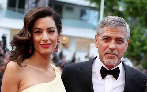 Amal şi George Clooney – Părinţi de gemeni. Apropiaţii au dat detalii!