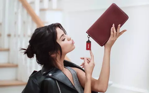 Selena Gomez - Cadou de 30.000 de dolari pentru The Weekend